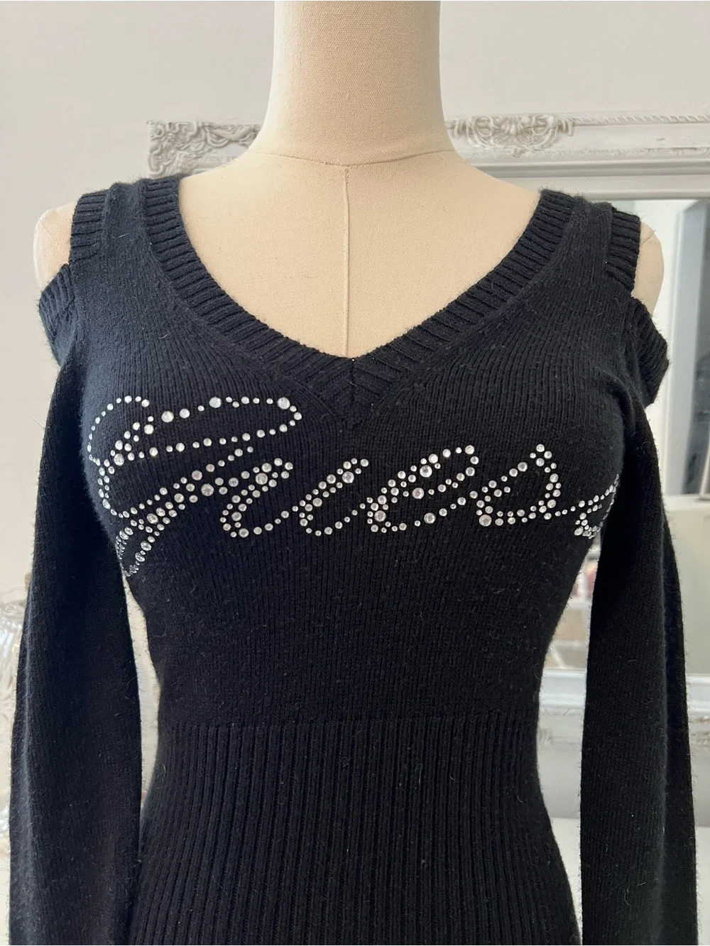 vintage guess black rhinestone long sleeve fitted sweater babydoll top